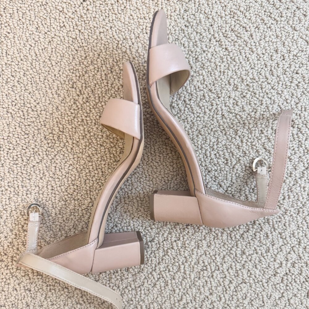 Nude/Cream Naturalizer Heels Block Heel 7